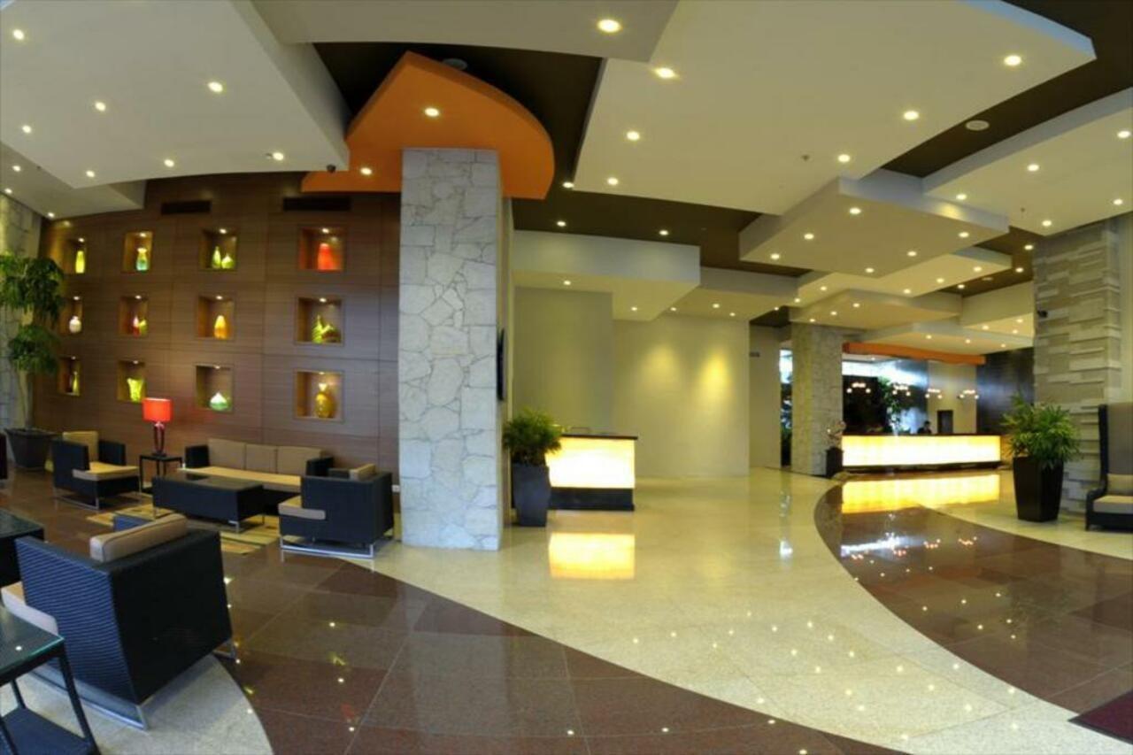 Hock Lee Hotel & Residences Kuching Zewnętrze zdjęcie