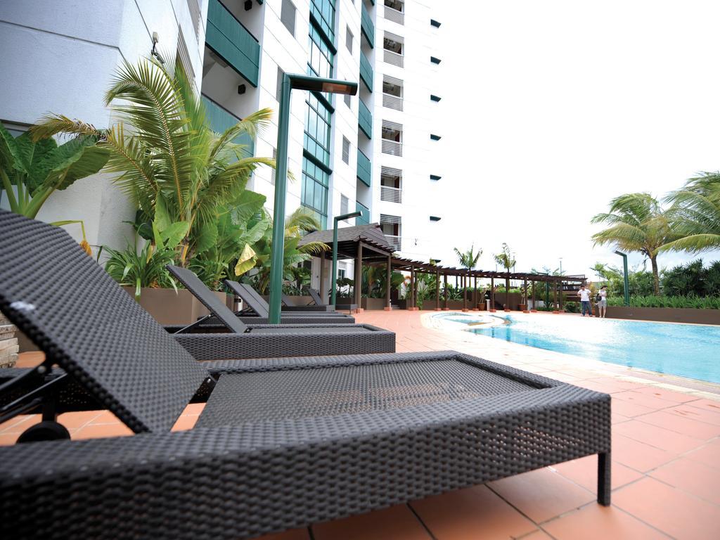 Hock Lee Hotel & Residences Kuching Zewnętrze zdjęcie